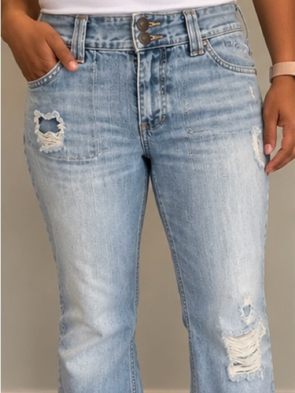 Vintage Abercrombie & Fitch Women’s Y2K Distressed Flare Jeans 32x30 Light Wash